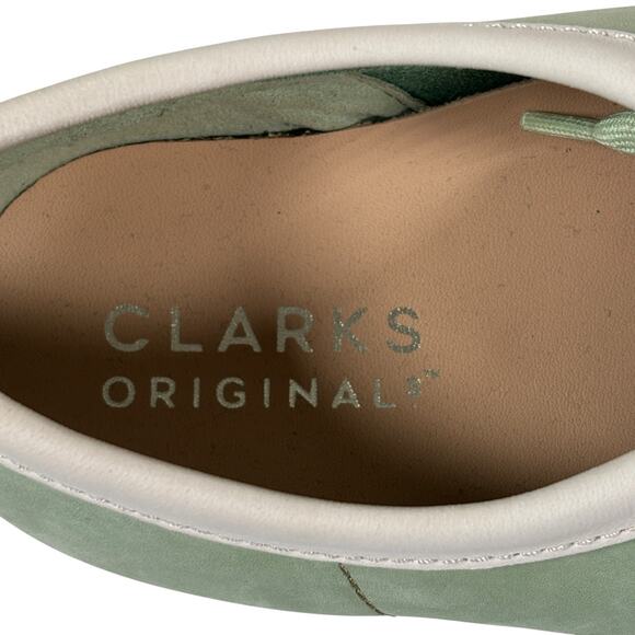 SIZE 9.5 LIGHT GREEN MEN'S CLARKS WALLABEES - Picture 5 of 8